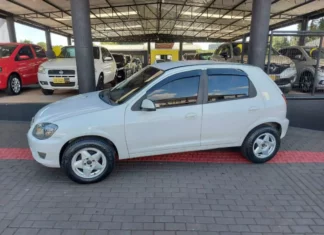 Chevrolet Celta 2016: Preço, Ficha Técnica e Detalhes Chevrolet Celta 2015 / Foto: Ideal