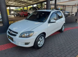 Os 7 melhores carros que custam até R$ 12 mil reais Chevrolet Celta 2015 / Foto: Ideal