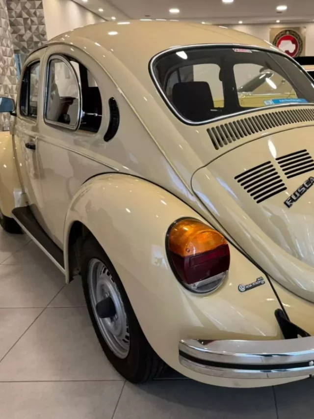 Fusca Creme Clássico VW Fusca Bege 1986 segue 0km e original de fábrica - Motor Prime