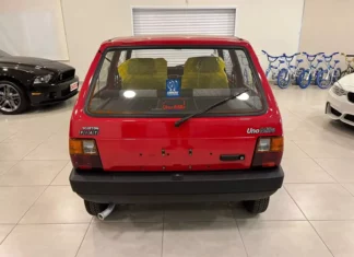 Guardado por 34 anos, Fiat Uno é vendido por mais de R$ 100 mil Fiat Uno Mille 1990/1991 / Foto: Reginaldo de Campinas