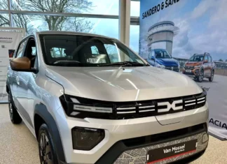 Chega em 2025: Novo Kwid E-Tech ganha toque de modernidade Foto: Van Mossel