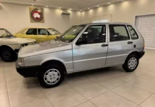 Guardado por 21 Anos, Fiat Uno Mille 2004 Segue Original de Fábrica Fiat Uno Mille 2004 / Foto: Reginaldo de Campinas
