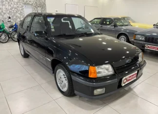 Na Garagem por 36 anos, Chevy Kadett GS 1989 preserva originalidade
