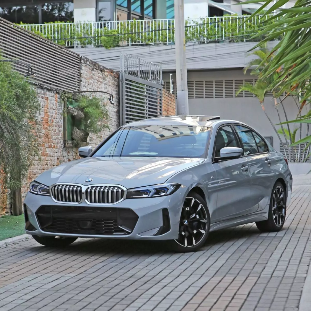 BMW 320i 2025