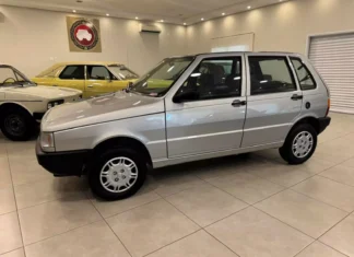 21 Anos Depois, Fiat Uno Mille Fire 2004 segue em Estado de 0Km