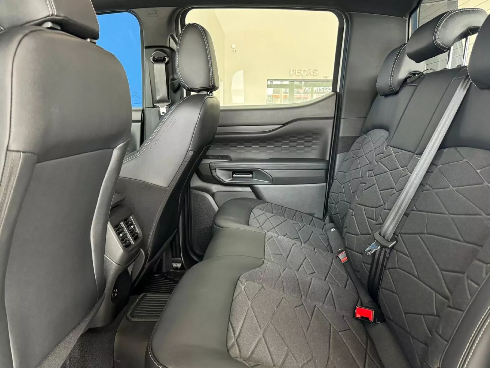 Ford Ranger Black 2025