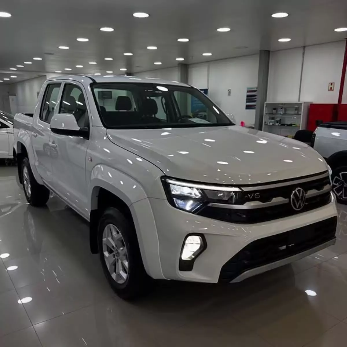 VW Amarok V6 2025