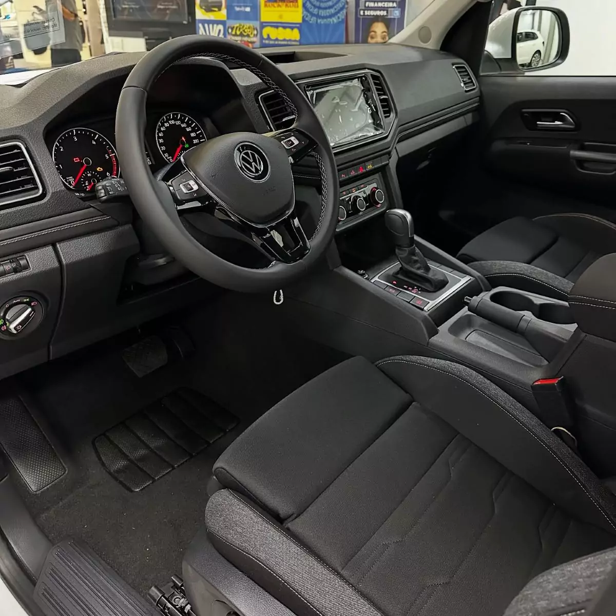 VW Amarok V6 2025