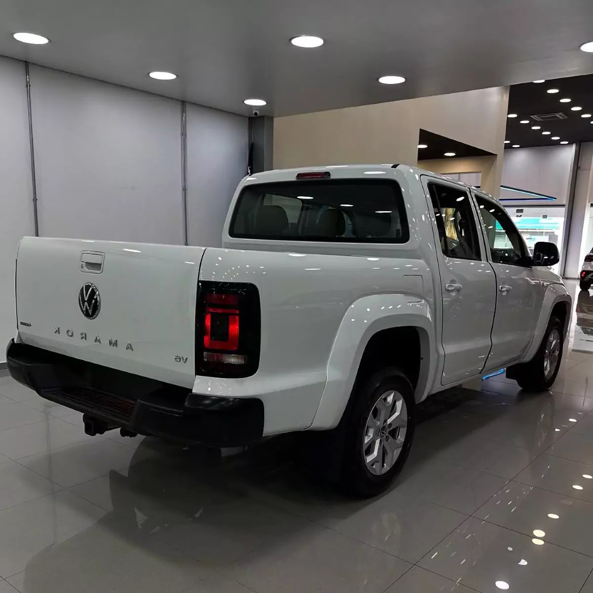 VW Amarok V6 2025