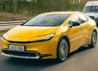 Híbrido Flex: Por qual razão o novo Toyota Prius ainda não chegou ao Brasil?