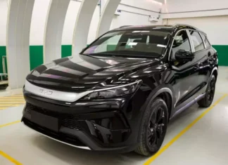 BYD Finalmente entrega primeira unidade do Song Pro híbrido plug-in flex