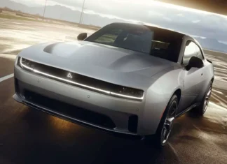 Dodge Charger pode voltar a ter um V8