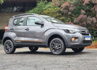 Kwid Outsider vs Mobi Trekking: comparativo de consumo, desempenho e preço