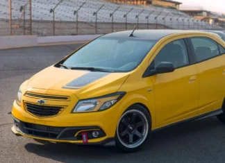 Motor 1.2 turbo da Montana? Chevrolet exibe Onix preparado